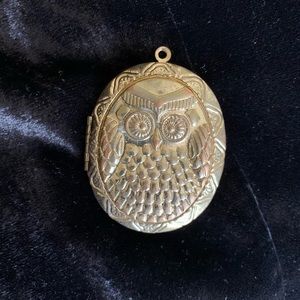 Gold tone owl locket pendant
